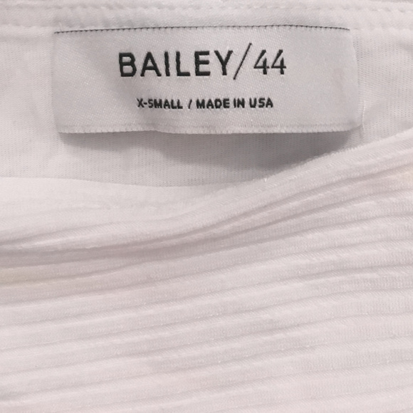 Anthropologie Baily/44  Stretchy Ribbed Wrap Top - Picture 2 of 2